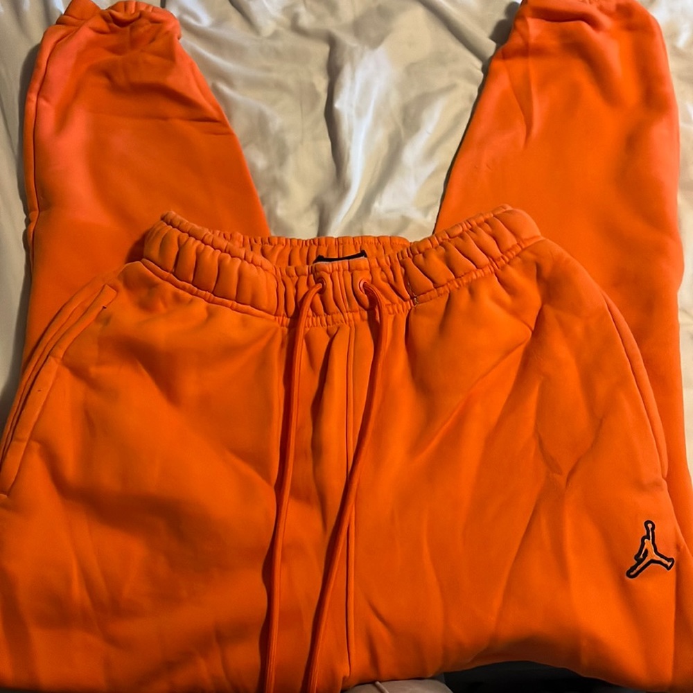 orange jordan sweatpants